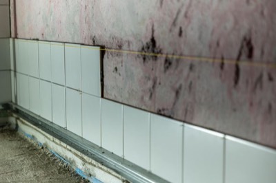 Poser du carrelage — Je rénove ma salle de bain