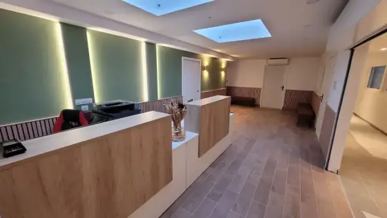 Je fait tout intérieure de bâtiment