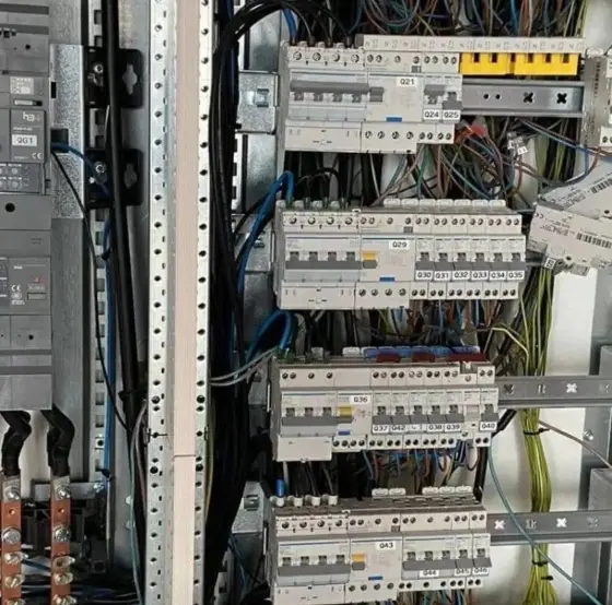 ESD dijon est une société de services.
Vente de pièces détachée electronique, electromenager, maintenance de vos cartes electronique et appareils.
Maintenances informatiques et solutions techniques.
+ Services electricite générale / depannage.