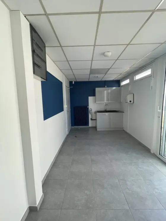 Et voici notre dernière réalisation de salle de bain 👍💪😜🛠Un grand merci à nos clients !&nbsp;#travaux#intérieur# salledebain #hansgrohe
