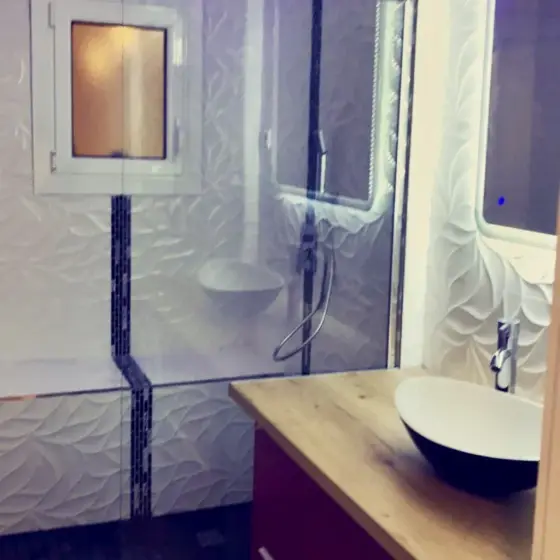 voici notre dernière réalisation de salle de bain 👍💪😜🛠Un grand merci à nos clients !#bsrenovation#beneddifservices&nbsp;#dijon#beaune#travaux#intérieur# salledebain #hansgrohe